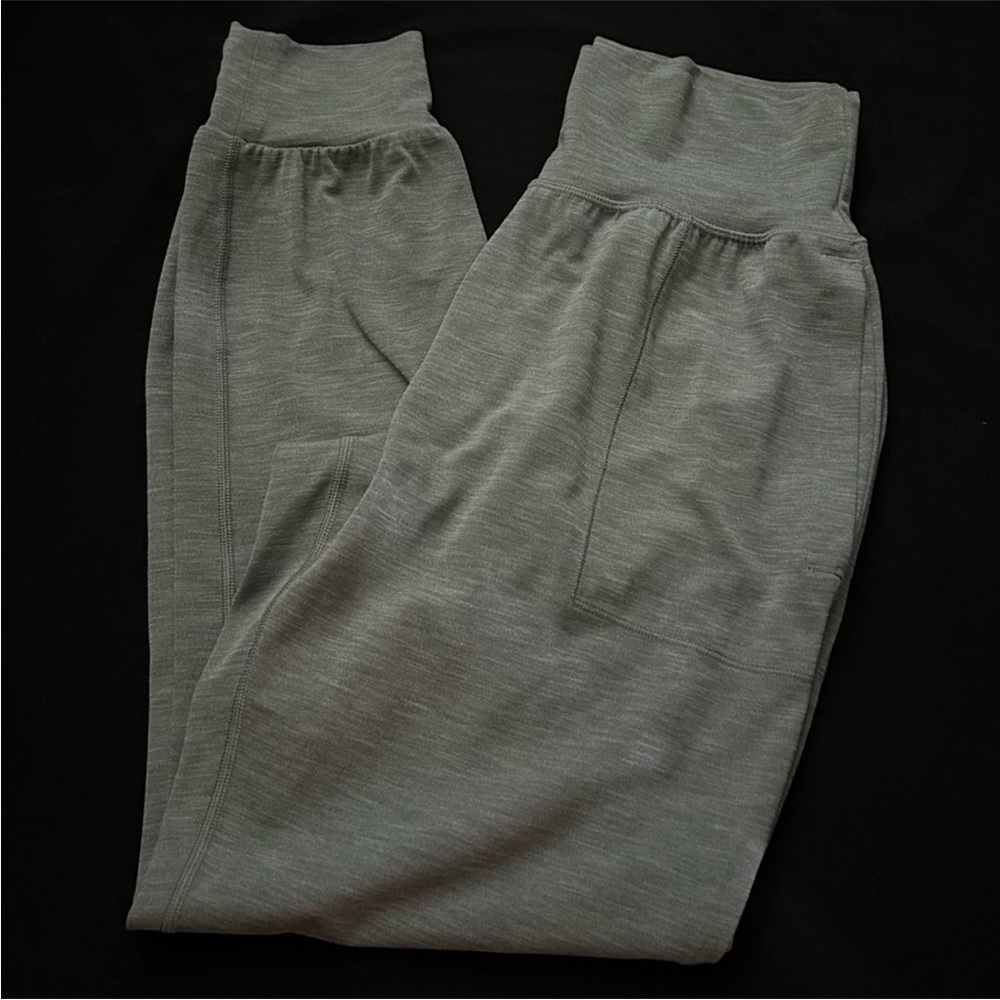 3 pair Athleta salutation joggers - Picture 3 of 6